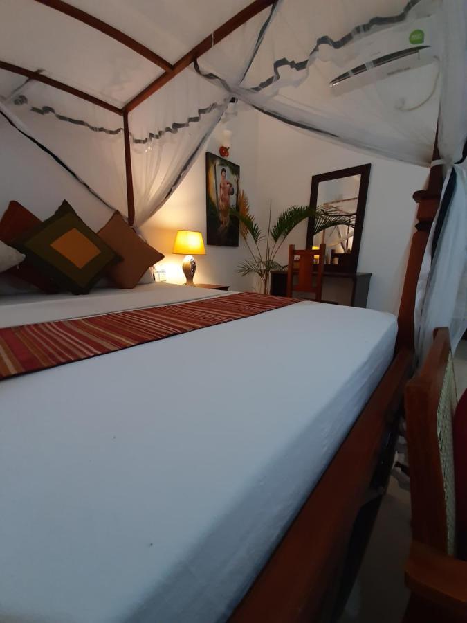סיגירייה Hotel Chanara מראה חיצוני תמונה
