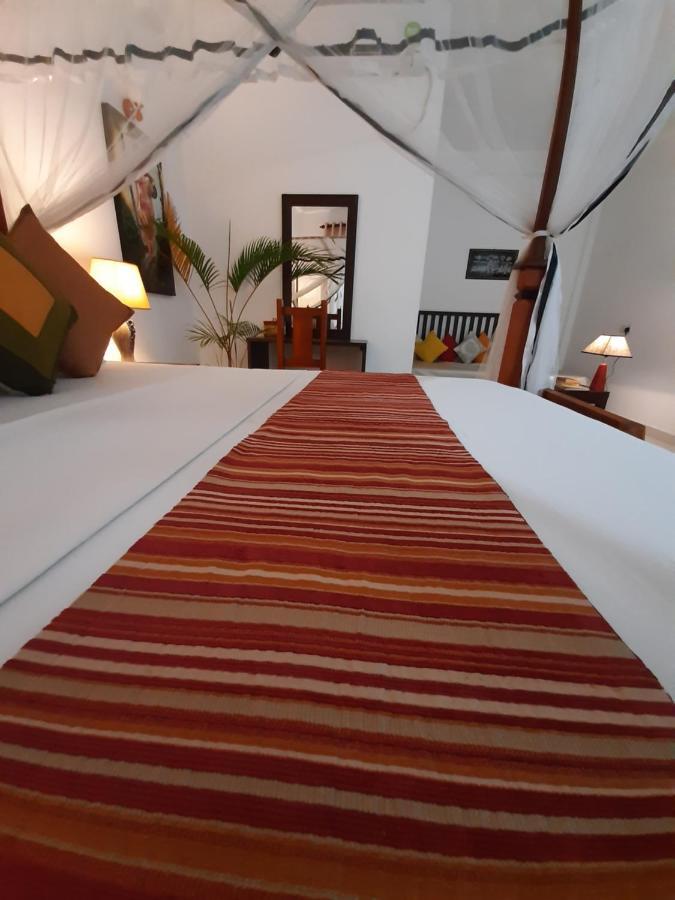 סיגירייה Hotel Chanara מראה חיצוני תמונה