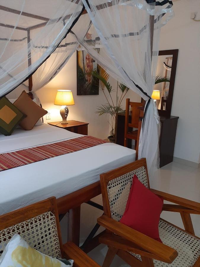 סיגירייה Hotel Chanara מראה חיצוני תמונה