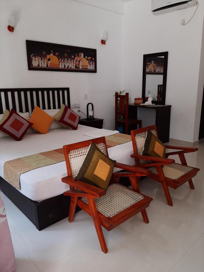 סיגירייה Hotel Chanara מראה חיצוני תמונה