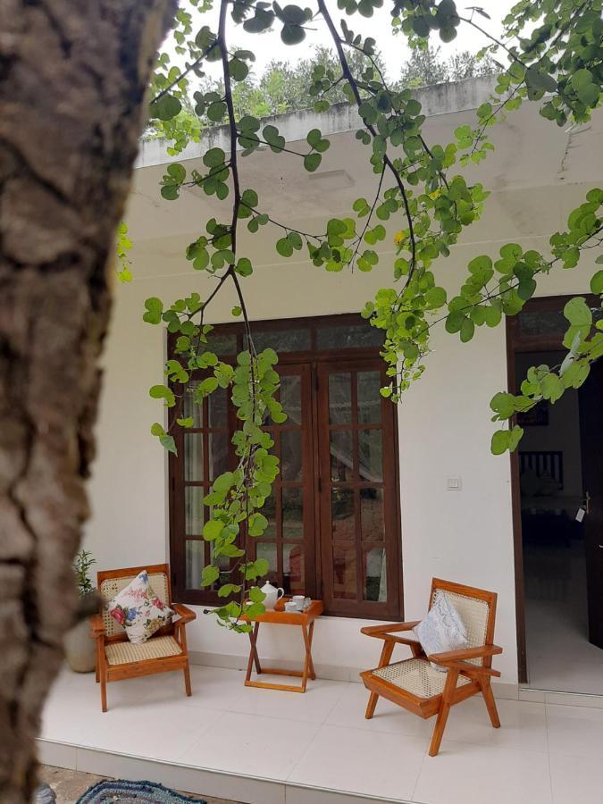 סיגירייה Hotel Chanara מראה חיצוני תמונה