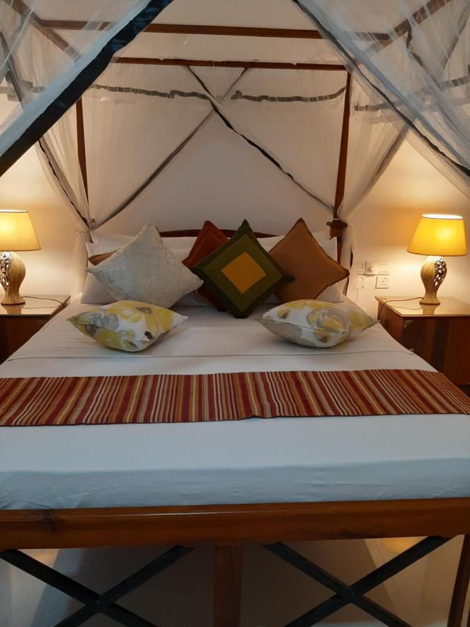 סיגירייה Hotel Chanara מראה חיצוני תמונה